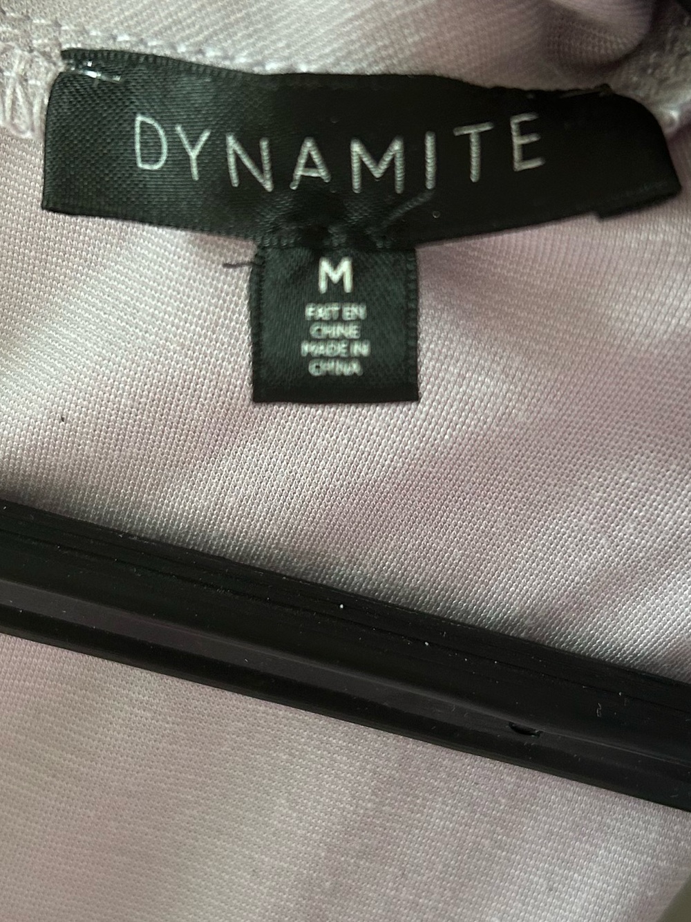 2 for 10$ ☀️ Dynamite lilac sleeveless top with front cutout sz M - Picture 4 of 10